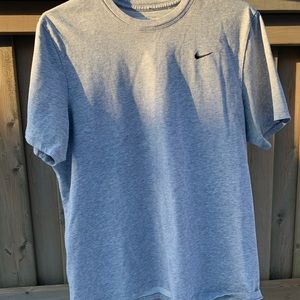 Nike embroidered swoosh tee